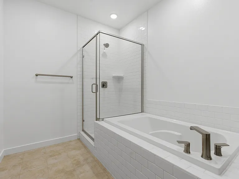 11647 Saddleback Dr — Photo 14