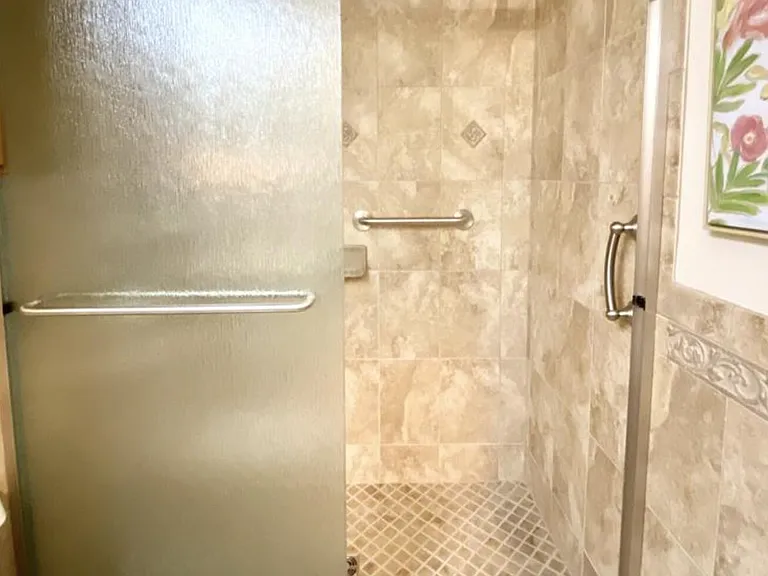 10 SE Central Ave #6 — Photo 9