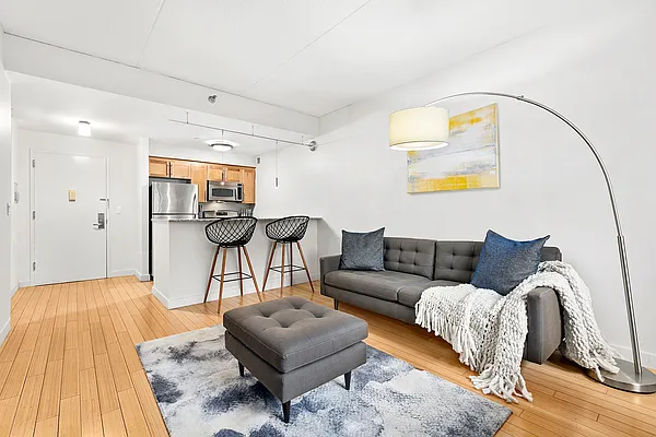 Sold by Compass | media 1