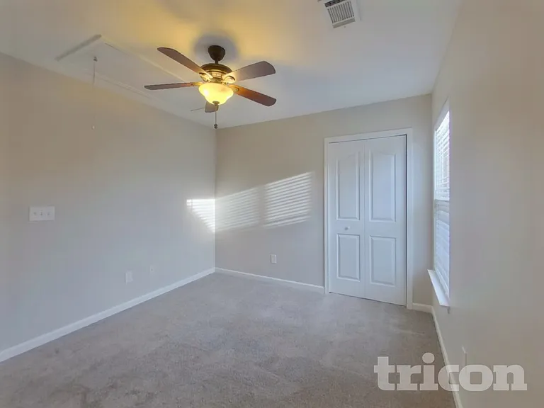 510 Norwell Ln — Photo 13