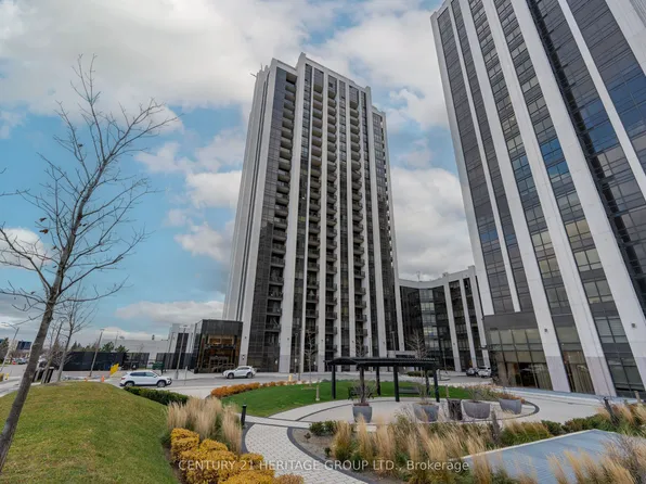 9075 Jane St, Vaughan, ON