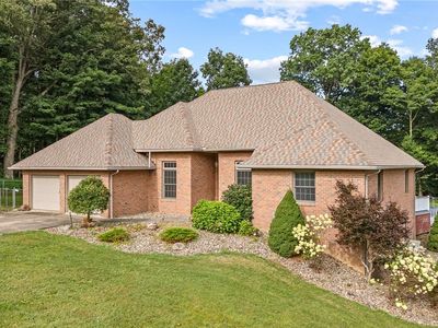 8183 Erie Ave SW, Navarre, OH, 44662