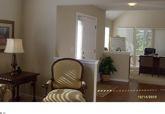 5th image of 4832 Ashleigh Dr