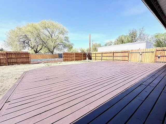 239 Nancy St — Photo 38