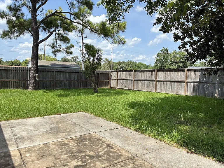 2715 Kingfisher Dr — Photo 23