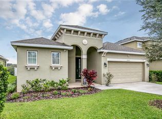 2352 Natoma Blvd, Mount Dora, FL 32757