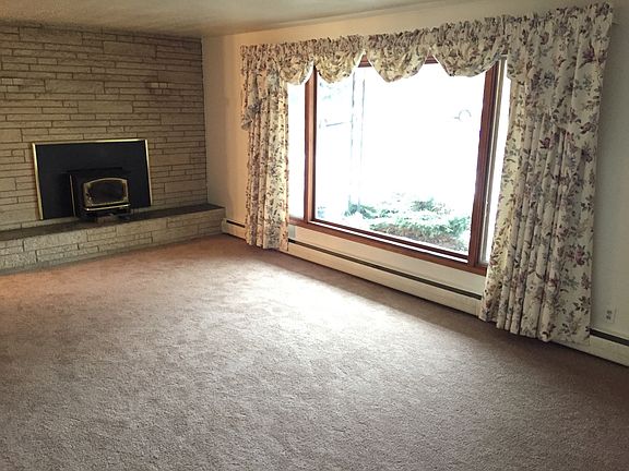 3rd image of 10116 E 19th Ave