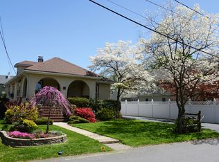 24 Hill St, Bernardsville, NJ 07924