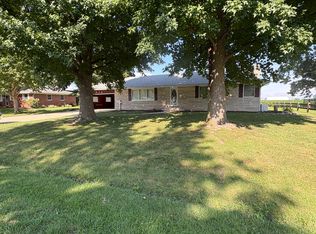 506 Mill St, Saint Jacob, IL 62281