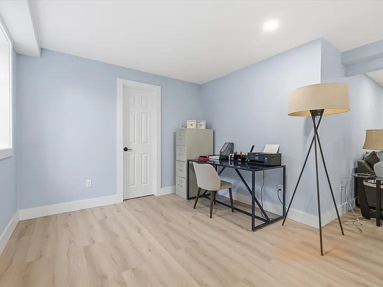11 N Woods Rd — Photo 25