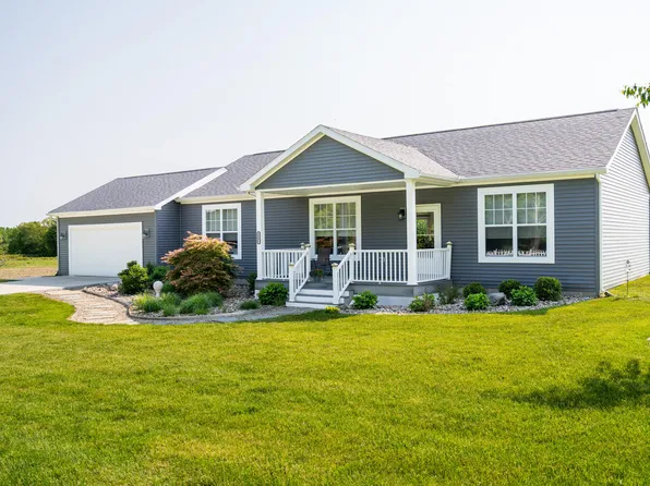 30877 County Road 687, Bangor, MI 49013