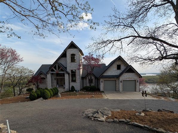 1 River Ridge Rd, Grafton, IL 62037