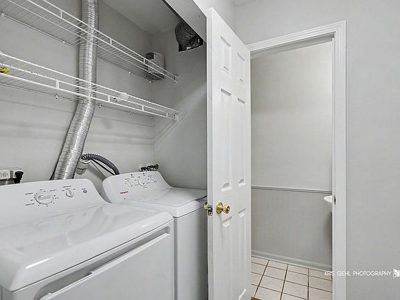 5th image of 497 Dakota Ct