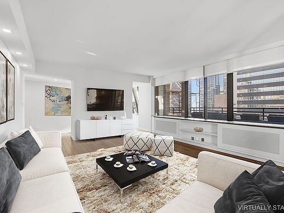 3rd image of 309 E 49th St APT 21A