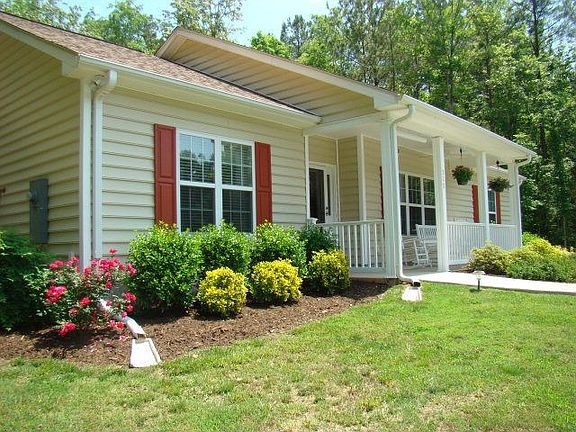 2nd image of 323 Windward Dr