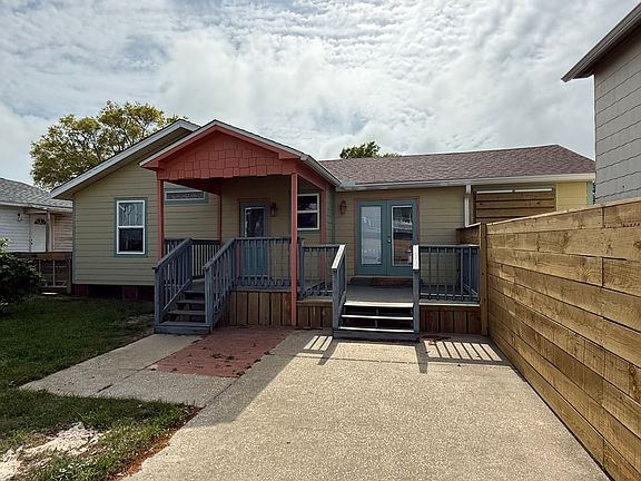 2nd image of 218 Payne Rd