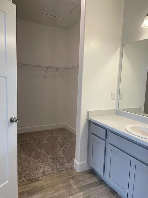 3 bed, 1272 sqft, $1,800 — Photo 4