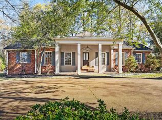 5360 S Angela Rd, Memphis, TN 38120