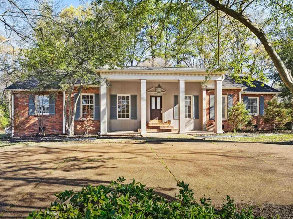 5360 S Angela Rd, Memphis, TN 38120