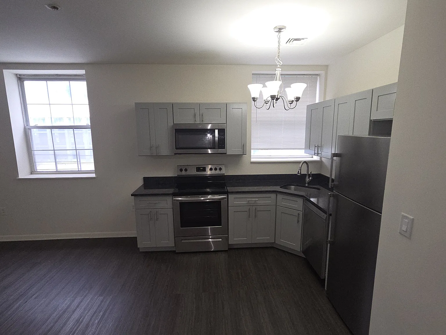 201 Tonnele Ave — Photo 4