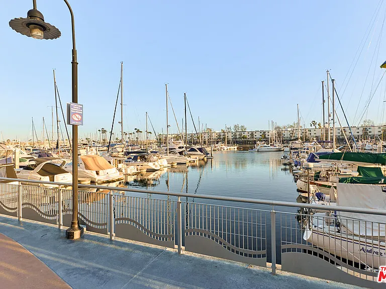 4316 Marina City Dr #531 — Photo 25
