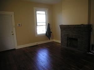3rd image of 4212 Kirby Ave