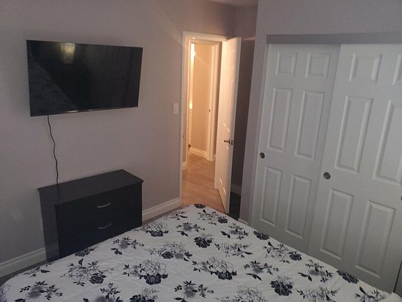 5th image of 2720 Menlo Square Dr APT C