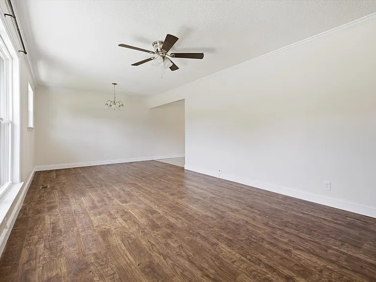 241 Hiawatha Cir — Photo 13