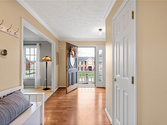 5th image of 210 Timber Lake Dr