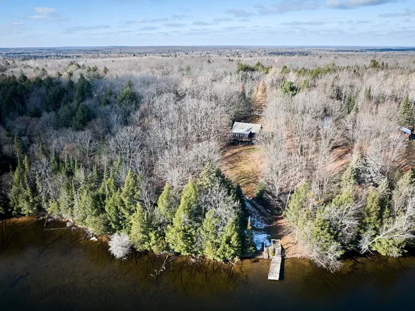 N6120 Beatons Lake Rd, Watersmeet, MI 49969