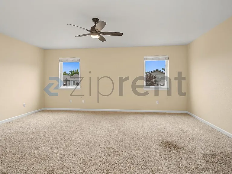 7625 Kodiak Ave NE — Photo 22