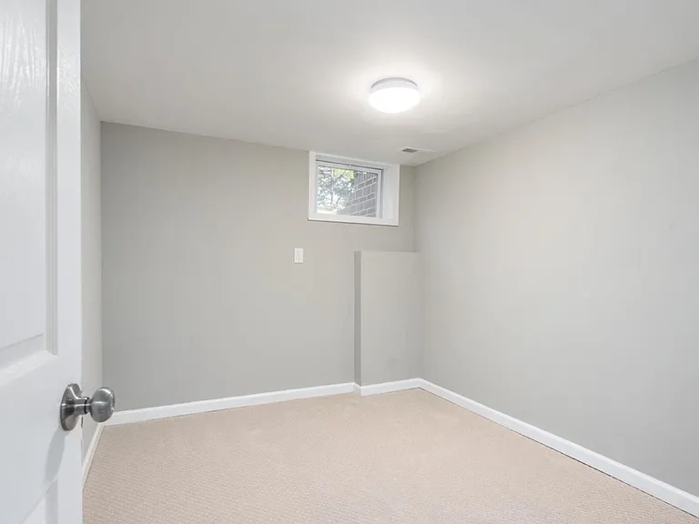 3501 Courtland Dr — Photo 6