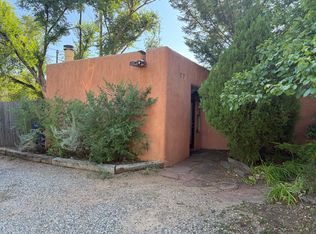 225 Anita Pl #E, Santa Fe, NM 87505
