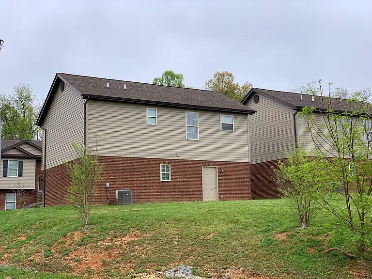 1720 Skyline Dr #108 — Photo 4