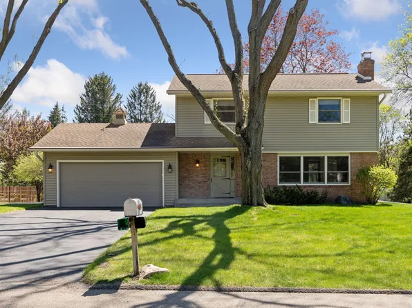 16601 Jealam Rd, Minnetonka, MN 55345