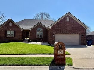 824 Meadowbrook Dr, Lexington, KY