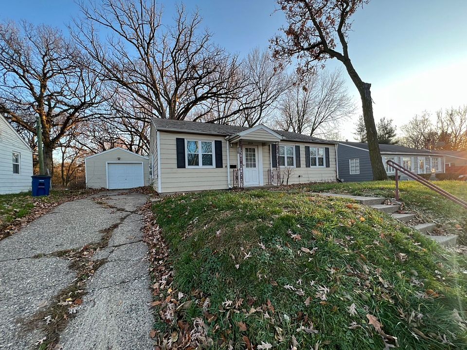 1st image of 3718 10th Avenue Ct