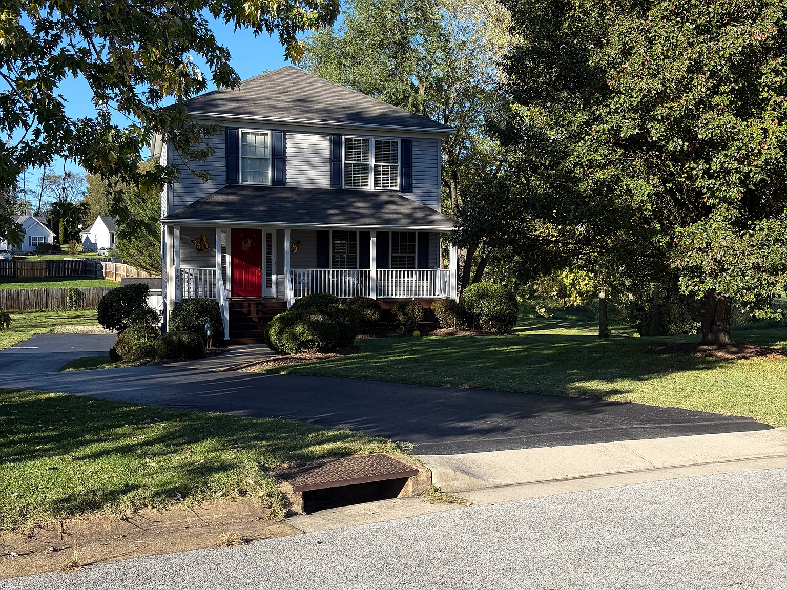 3 bed, 2.5 bath, 1537 sqft, $2,400 — Photo 1
