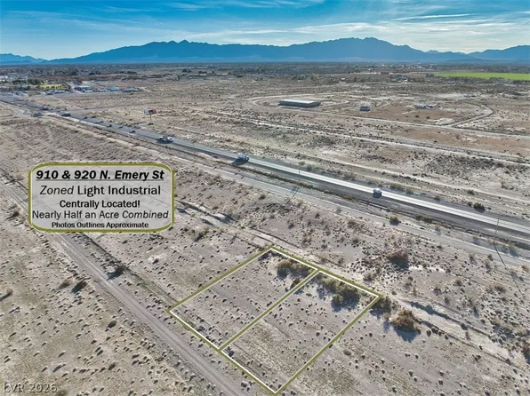 920 N Emery St, Pahrump, NV 89041