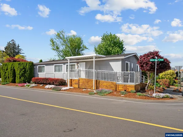 4355 Bren Loop NE #102, Salem, OR 97305