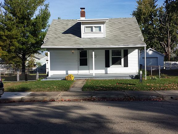 3rd image of 4211 Farnham Ave