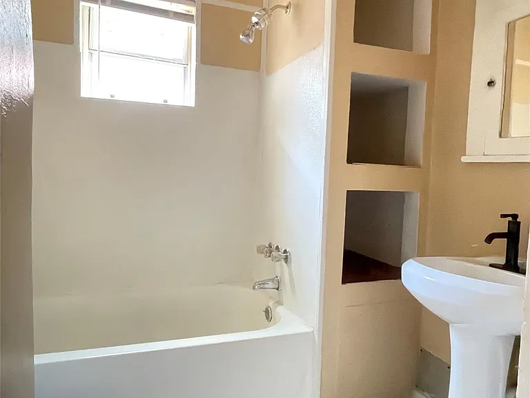 6912 Avenue C #2 — Photo 10