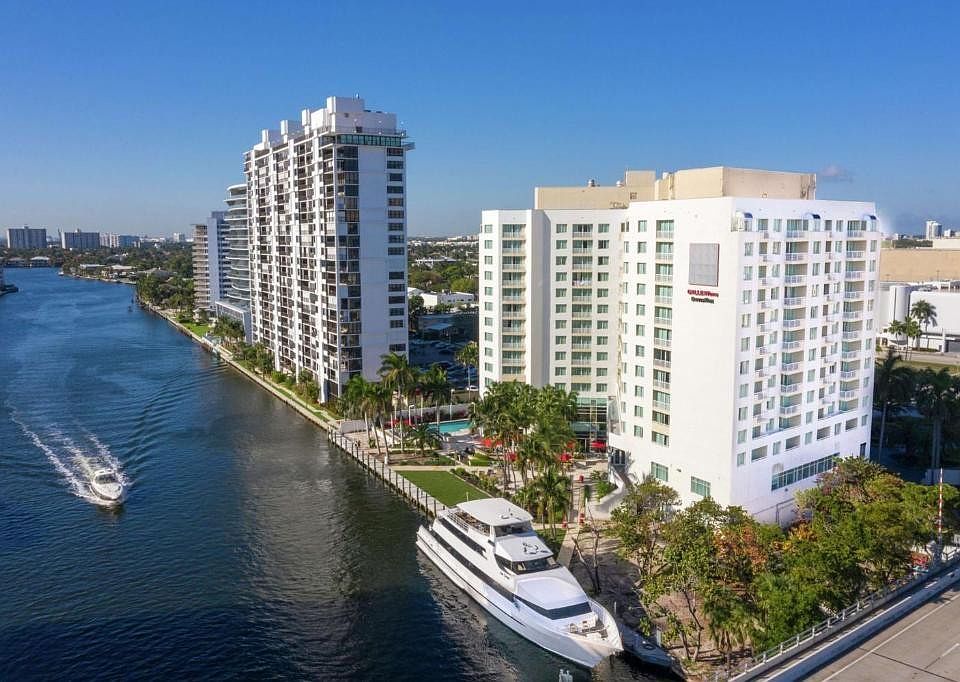 1st image of 2670 E Sunrise Boulevard #415