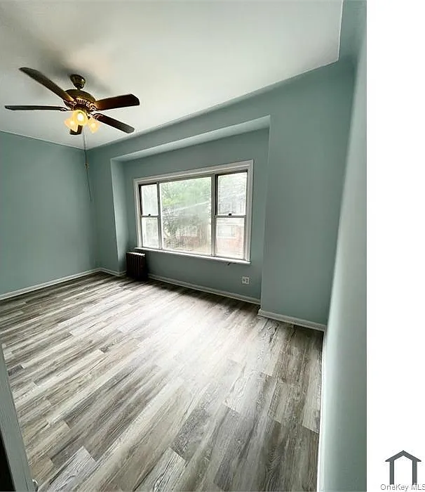3 bed, 1.0 bath, 1200 sqft, $3,530 — Photo 4