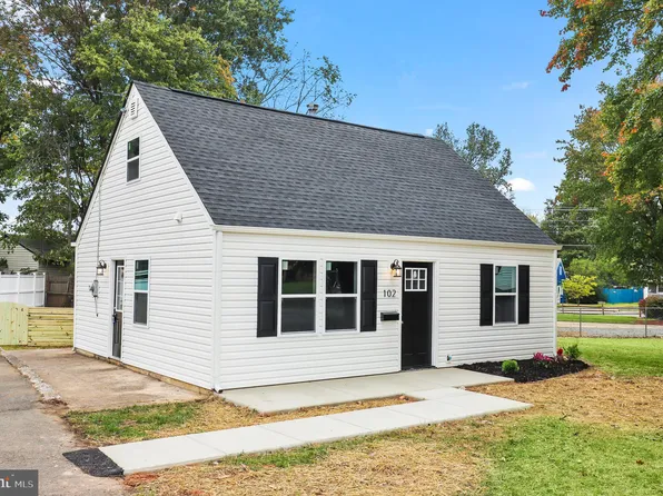 102 Forrest St, Manassas Park, VA 20111