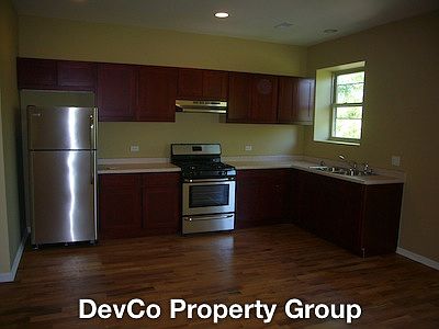 1st image of 4915 S Calumet Ave #2