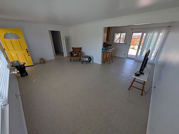 2nd image of 1109 W Airport Ave