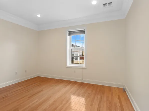 70 South Street image 11 of 23