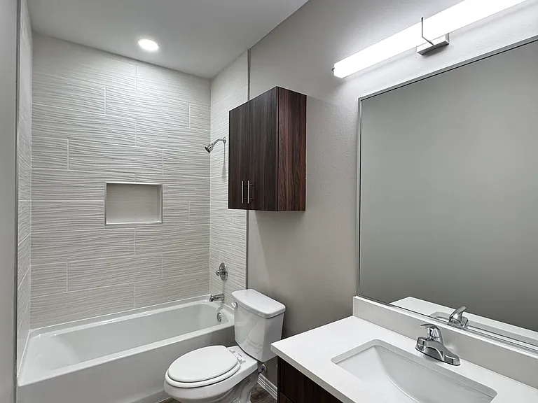4209 Walnut Ave #1 — Photo 6