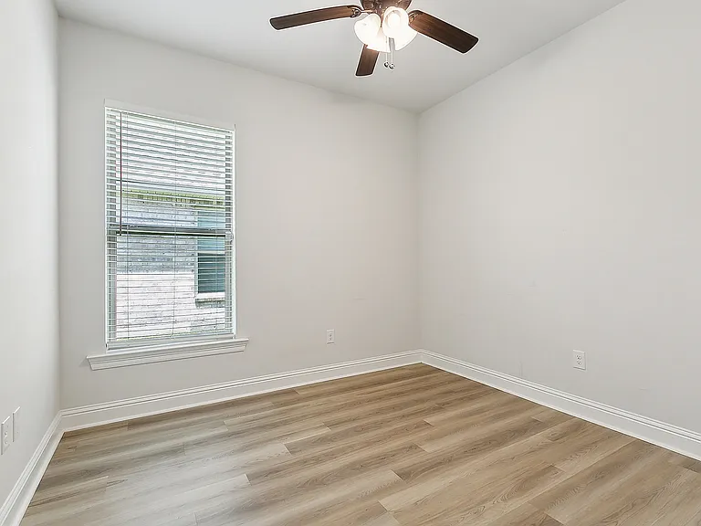 7132 Kenilworth Crossing Ave — Photo 13